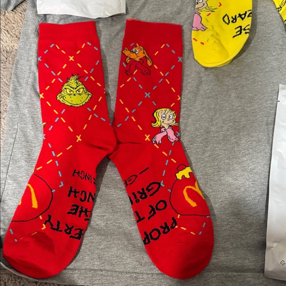 McDonald's The Grinch Meal Socks - Red and Yellow - Picture 6 of 8